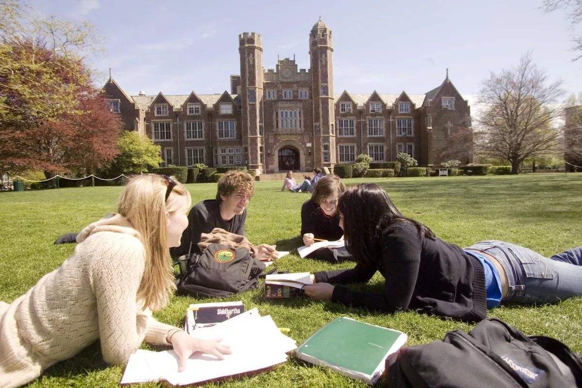 【楷越英投】想去英国留学？有没有T1签证到底有多大差别？